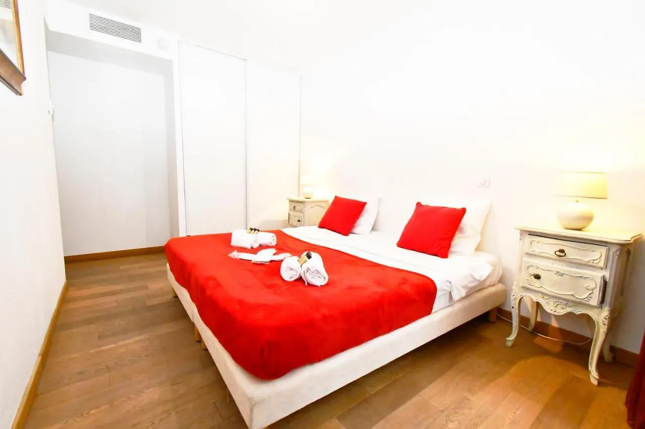 The Old Port Chez Antonella Apartment Cannes